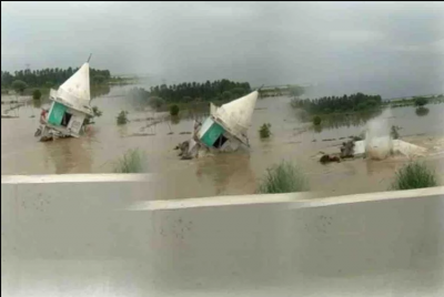यूपी : बाढ़ का कहर जारी, एक साथ गई इतने 'जाने'
