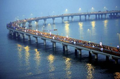 मुंबई वासियों को सरकार का तोहफा, मात्र 15 मिनट में तय कर सकेंगे बांद्रा से वर्सोवा तक का सफर
