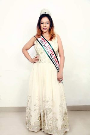 इंदौर की सीमा नीमा ने जीता 'मिसेस इंडिया बेस्ट होम मेकर' अवार्ड