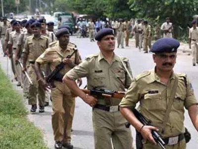 बिहार में पुलिस और डकैतों के बीच हुई मुठभेड़, 2 लोगों की मौत