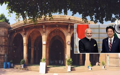 शिंजो आबे के साथ PM मोदी पहुंचे 'सिद्दी सैयद मस्जिद'