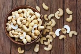 Cashews are beneficial for from face to hair, know how