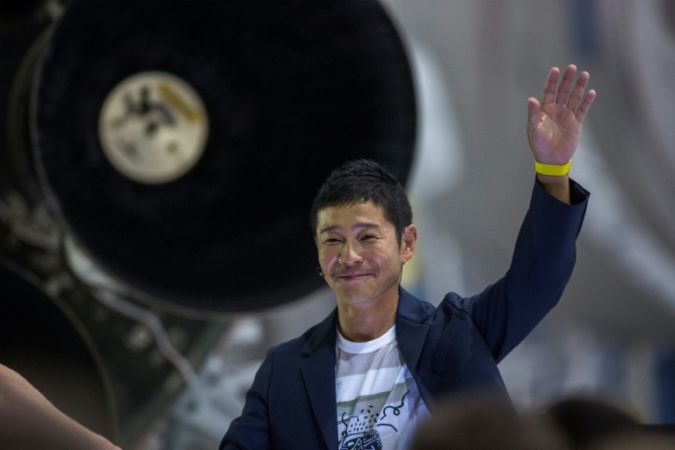 जापानी अरबपति SpaceX से करेंगे चाँद की पहली बार सैर