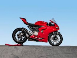 Ducati Panigale V2 BS6 variant will be launched in the market soon