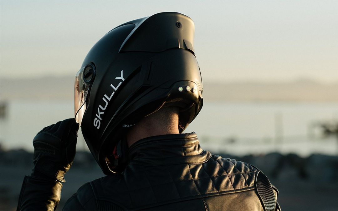 Helmets are becoming Hi-Tech, companies are adding special features!