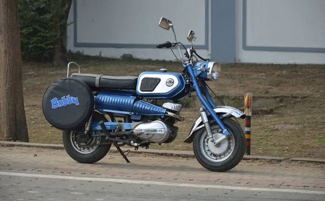 Bollywood actor Rishi Kapoor was crazy about this bike