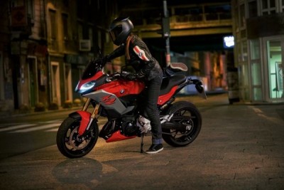 BMW F 900 R and F 900 XR launch in India., Know details