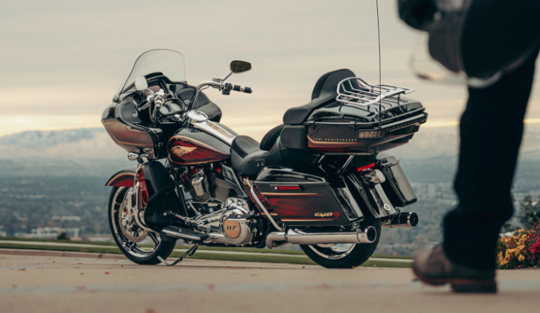 The CVO Street Glide and CVO Road Glide models from Harley-Davidson have been unveiled for the international market in 2023.