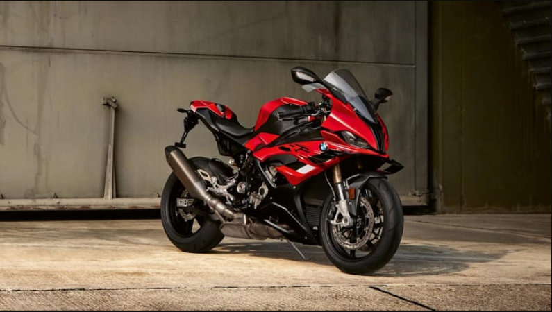 BMW S 1000 RR Launched at Rs. 20,25 lakh in 2023