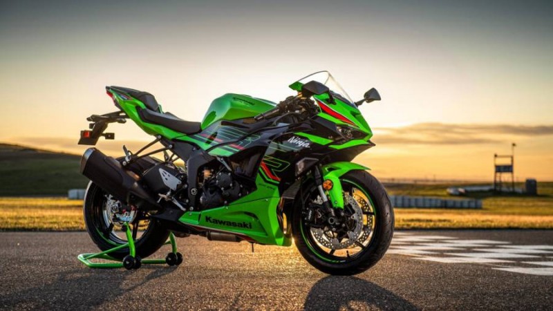 Kawasaki Unleashes Excitement: The New Ninja ZX-6R Roars to Life at IBW 2023