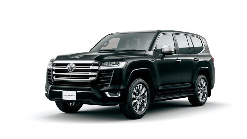 Toyota Land Cruiser 300 Launched in India: Check  Features, Price and Booking Details