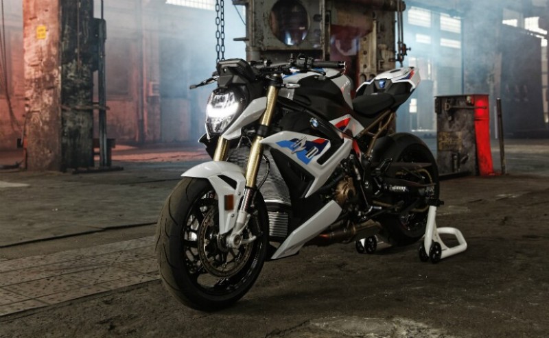 2021 BMW S 1000 R  Unveils With A Major Makeover