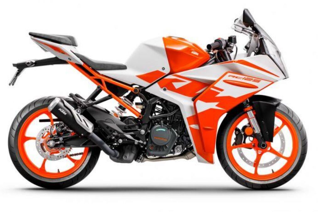 KTM announced the launch of the 2nd-gen RC200 and RC125 sportsbikes in India