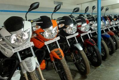 Two-wheeler Automobile sales hike up