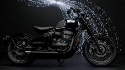 Jawa 42 Bobber Black Mirror Variant Launched, created a stir in the two wheeler segment