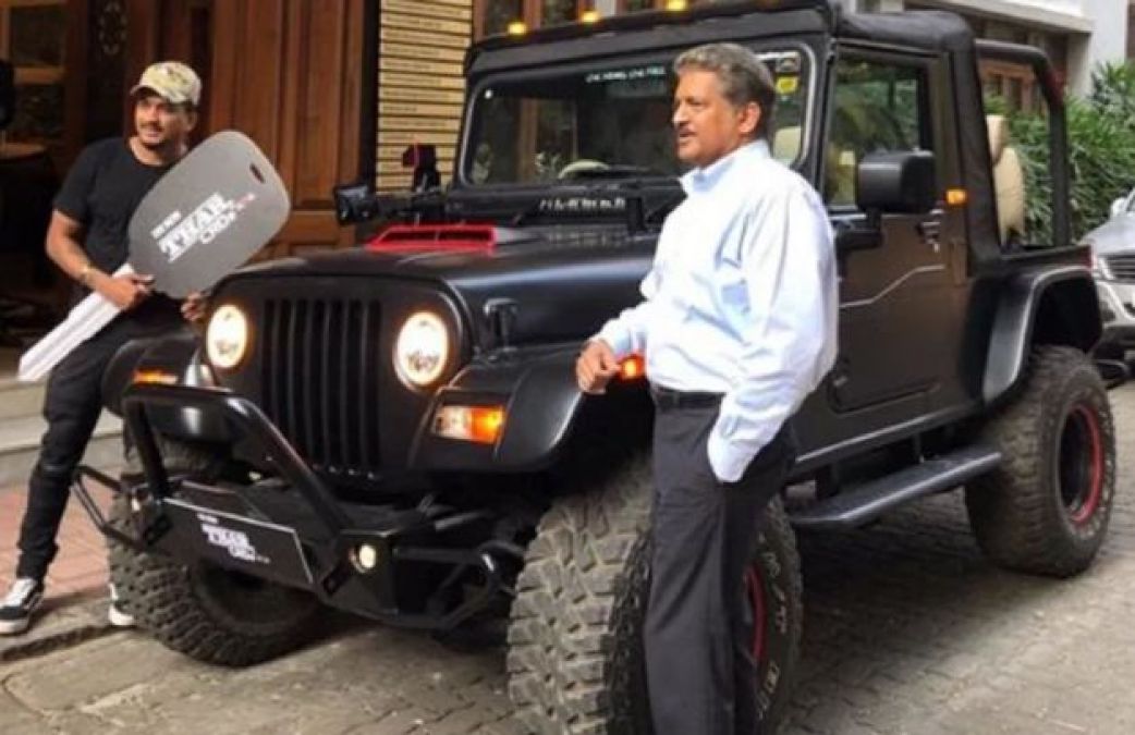 A man asks Anand Mahindra for Thar as b’day gift, gets definition of ‘chutzpah’