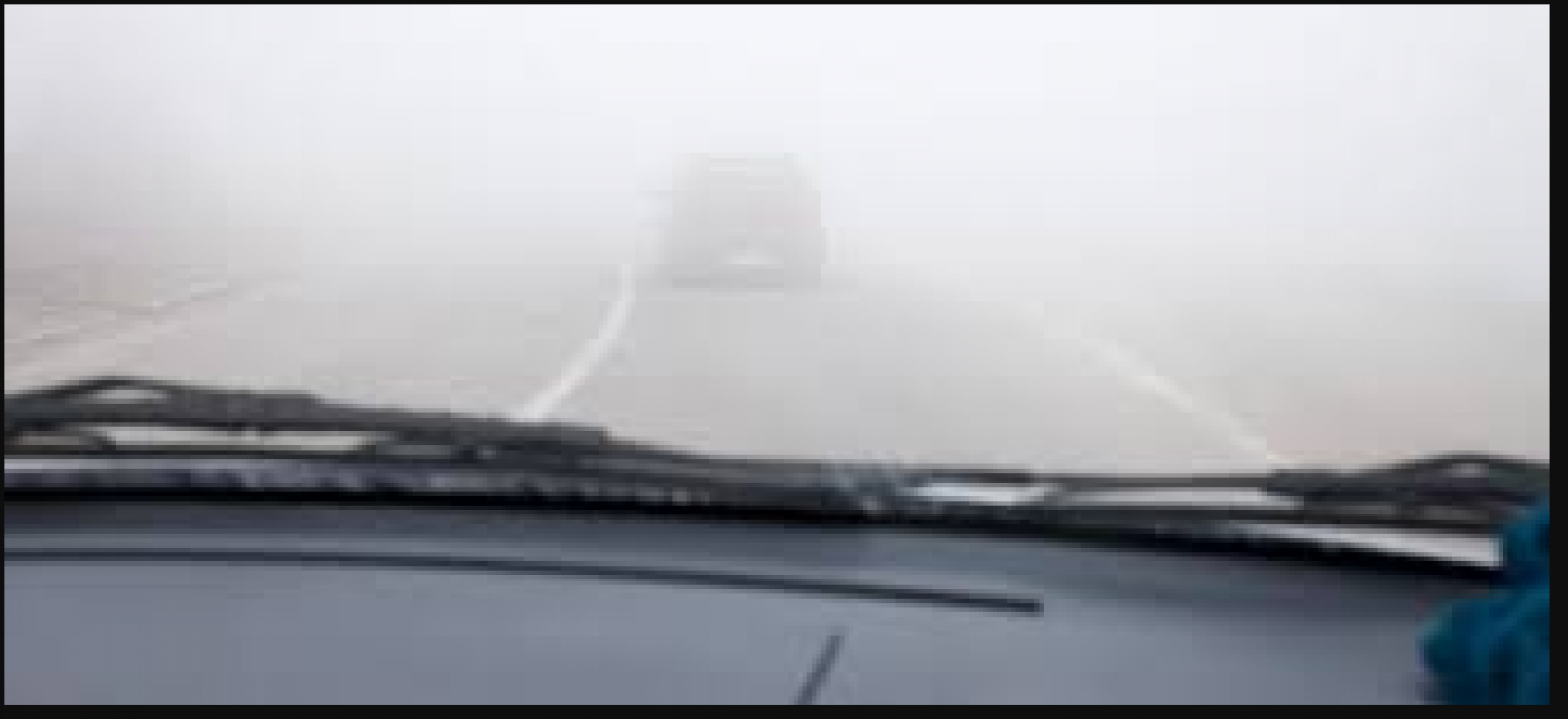 Keep these things in mind while driving in fog during winter