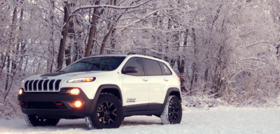 जनवरी में सामने आएगा 'Jeep Cherokee' का फेसलिफ्ट वर्जन