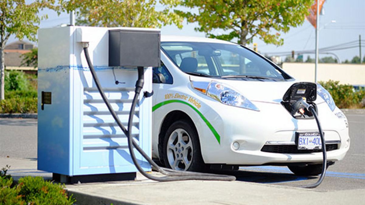 Electric vehicles get a gift from government, to be exempted from Road Tax