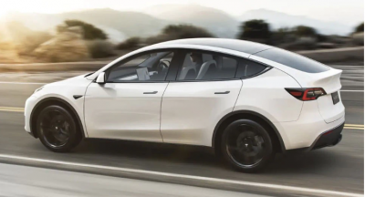 As soon as the power went down, tesla model y caught fire and then...