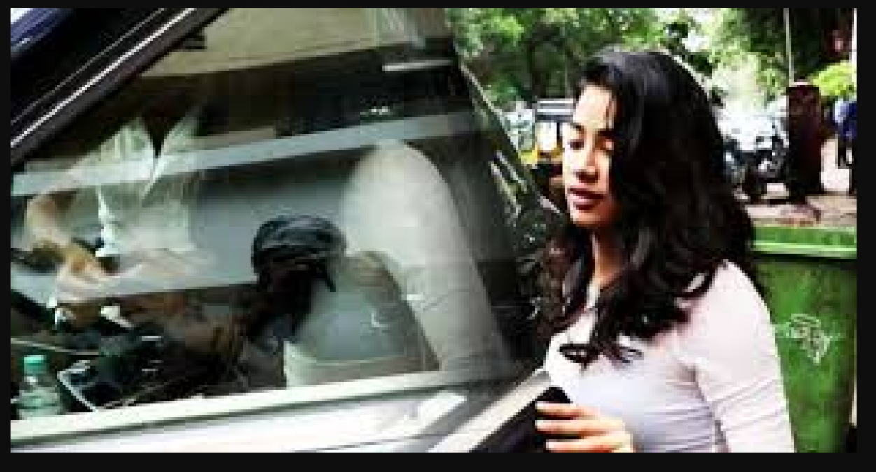 Janhvi Kapoor buys Mercedes-Maybach, Has a Surprising Sridevi Connect