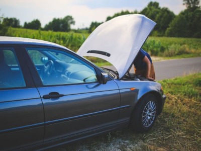If Your Car Overheats, Here Are Five Things You Should Do