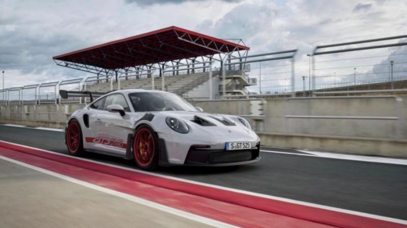2023 Porsche 911 GT3 RS globally unveiled; Read to know Features and Price