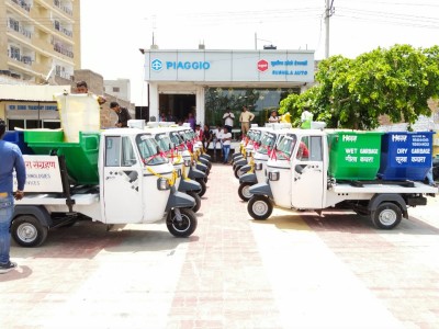 Piaggio launches new variant of diesel cargo Ape' Xtra