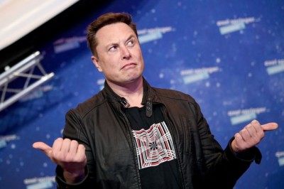 Elon Musk urges Tesla employees to enhance production