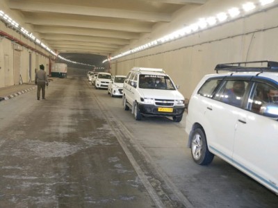 Record 5,450 vehicles cross Atal Tunnel