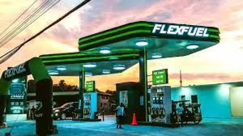 पेट्रोल की जगह फ्लेक्स फ्यूल से बचेंगे हजारों की बचत, जानिए क्या है इस नए ईंधन की खासियत