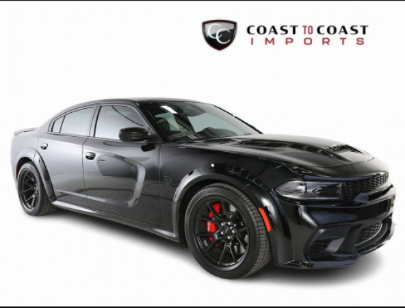 Dodge Challenger Black Ghost 2023 is presented