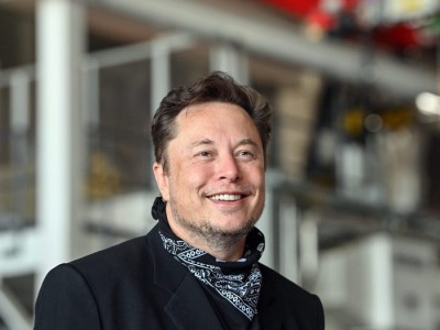 Elon Musk, Tesla's CEO, donated $5.7 billion to charity in November