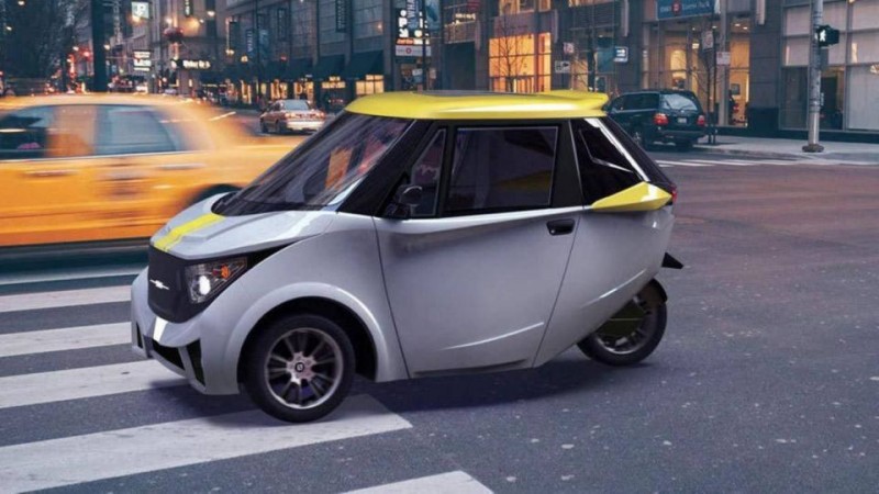 Strom R3 Electric 3 Wheeler Launch, Drive Range Up To 200 Kms In Single Charge