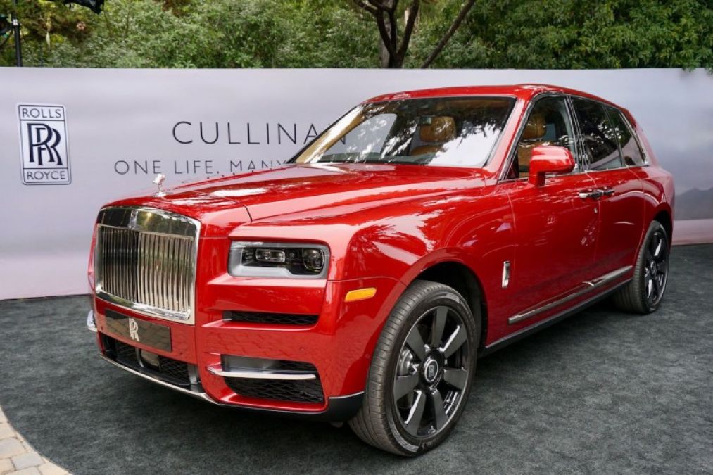 Rolls-Royce enjoys best sales year in 117 years as world's super rich indulge