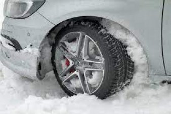 Safety Tips: If you go out by car to see snowfall, then stay away from these troubles!