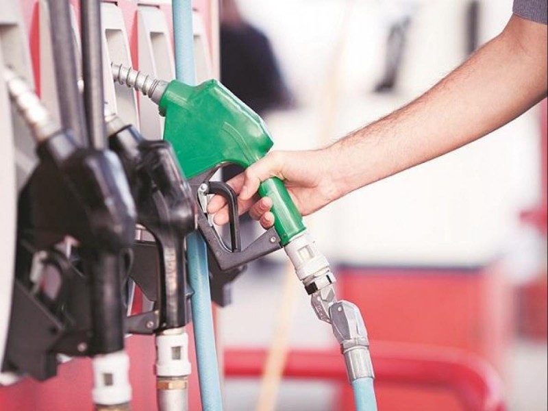 दिल्ली में पहली बार 85 रुपये के पार हुई पेट्रोल की कीमत