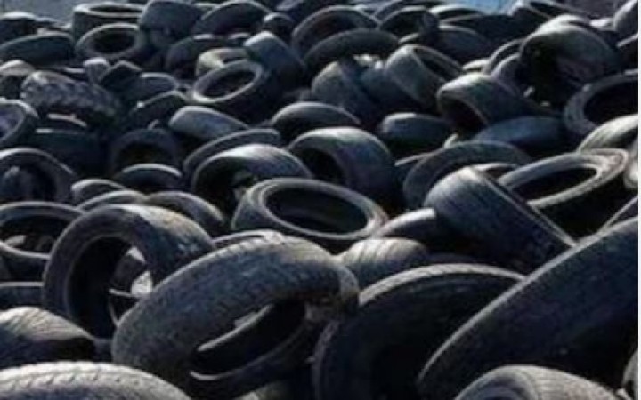 Why are car tyres always black and not white or green?