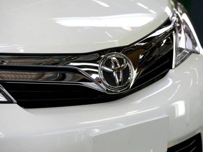 Toyota witness fall of  2% sales In February 2019