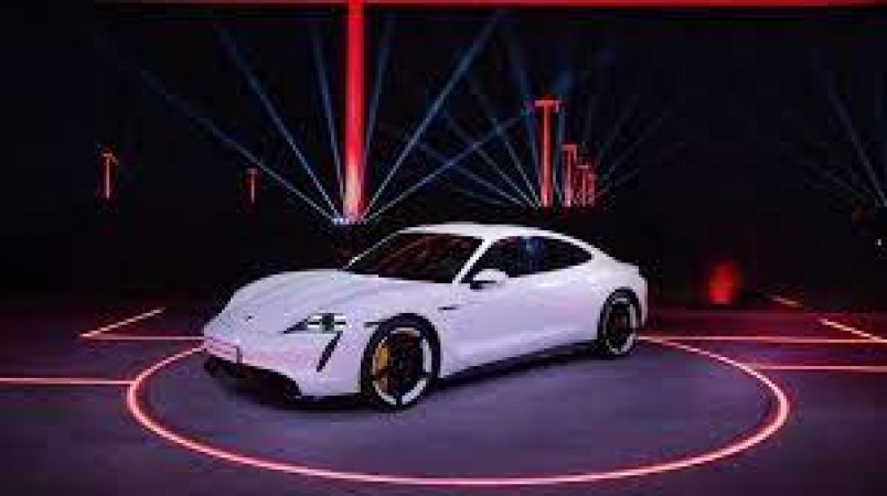 The Porsche unveiled dynamic car Taycan Cross Turismo  , check here