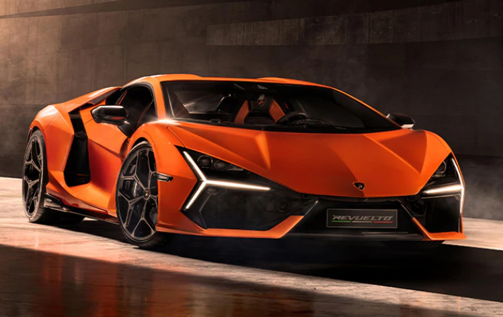 The Revuelto, an Italian brand's replacement for the Aventador, has been revealed