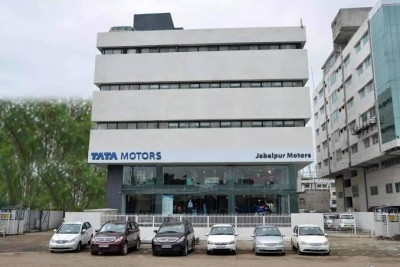 Tata Motors offers benefits leading to heavy savings