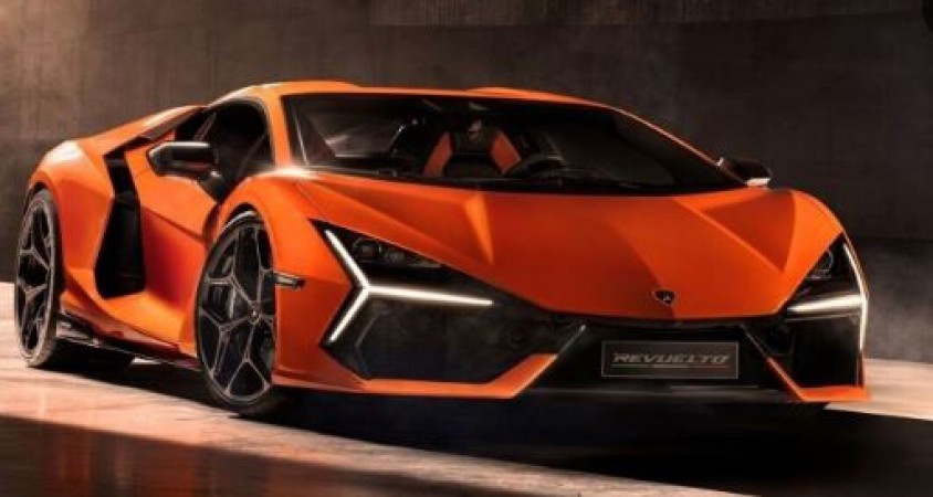 Lamborghini Revuelto will be launched on December 6, will replace Aventador