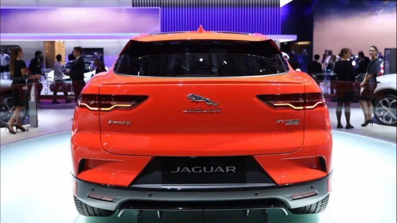 Jaguar Ceases UK Sales, Prepares for Electric-Only Future by 2026