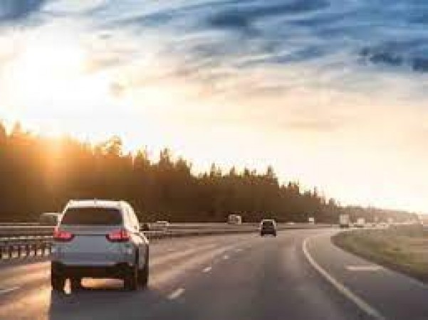Highway Driving Tips: Keep these 5 things in mind while driving on the highway