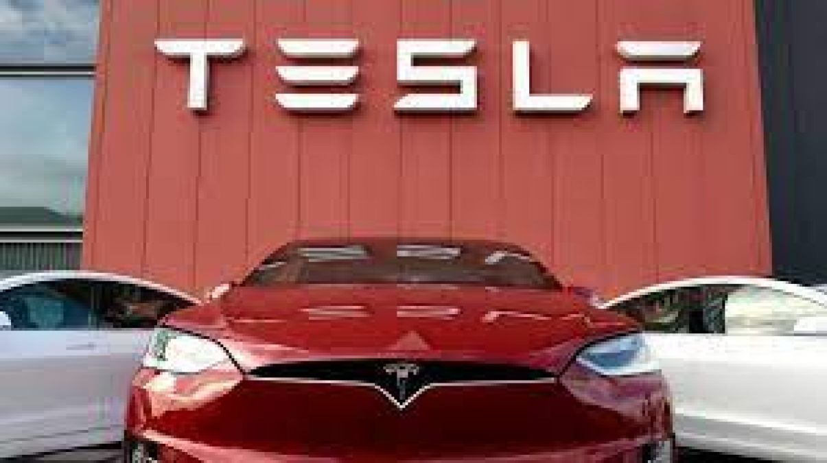 Tesla moves PM's office to slash taxes before launching electric cars in India