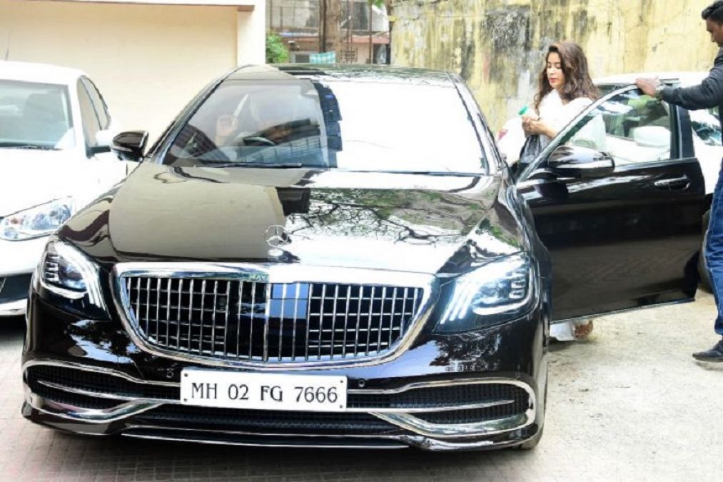 Janhvi Kapoor buys Mercedes-Maybach, Has a Surprising Sridevi Connect