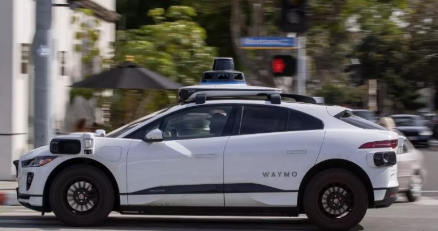 Waymos Autonomous Taxi Debut in Santa Monica Elicits Mixed Emotions