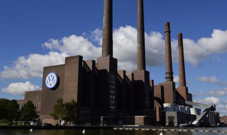 Volkswagen accused of cheating its customers repeatedly