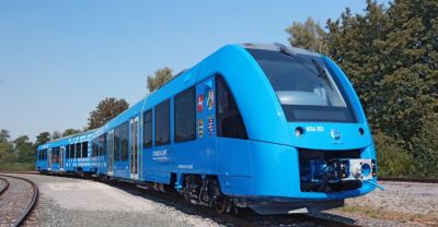 First train running from hydrogen inaugurated, will travel up to 1000 km at a time